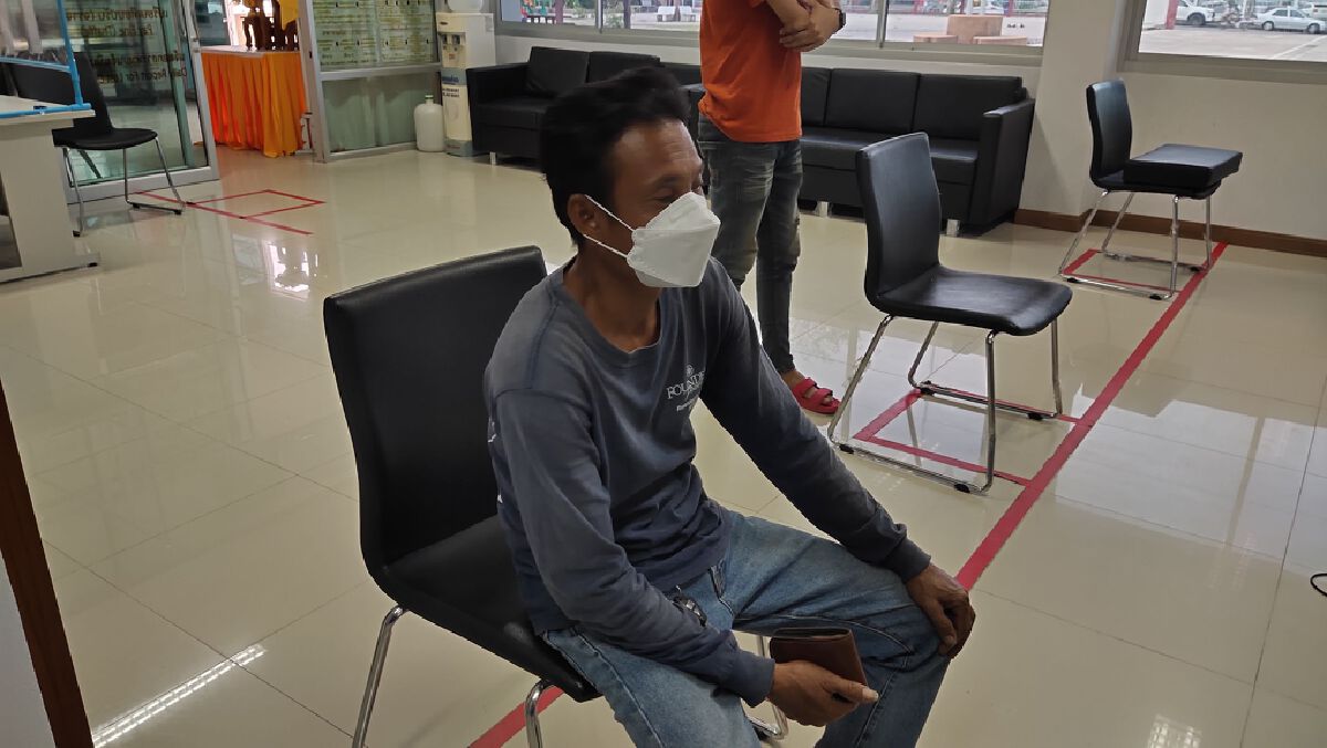 สองพ่อลูกเฮลั่น!! ถูกรางวัลที่ 1 รับ 6 ล้าน เชื่อ "ไอ้ไข่" ให้โชค