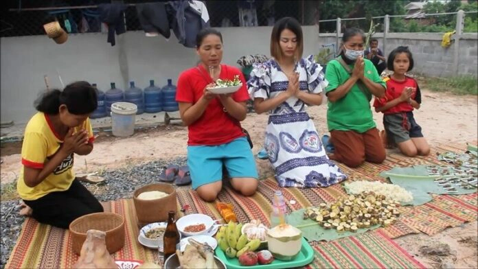ลุ้นเลขเด็ด! พิธีแก้บน "น้องแต้ว" ได้เหรียญโอลิมปิก สุดฮืฮฮาตรงอายุ