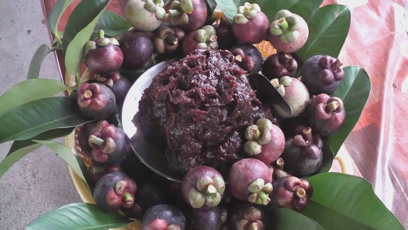 ชาวสวนใต้พลิกวิกฤติแปรรูป มังคุดกวน ราคาพุ่ง 600 บ./กก.