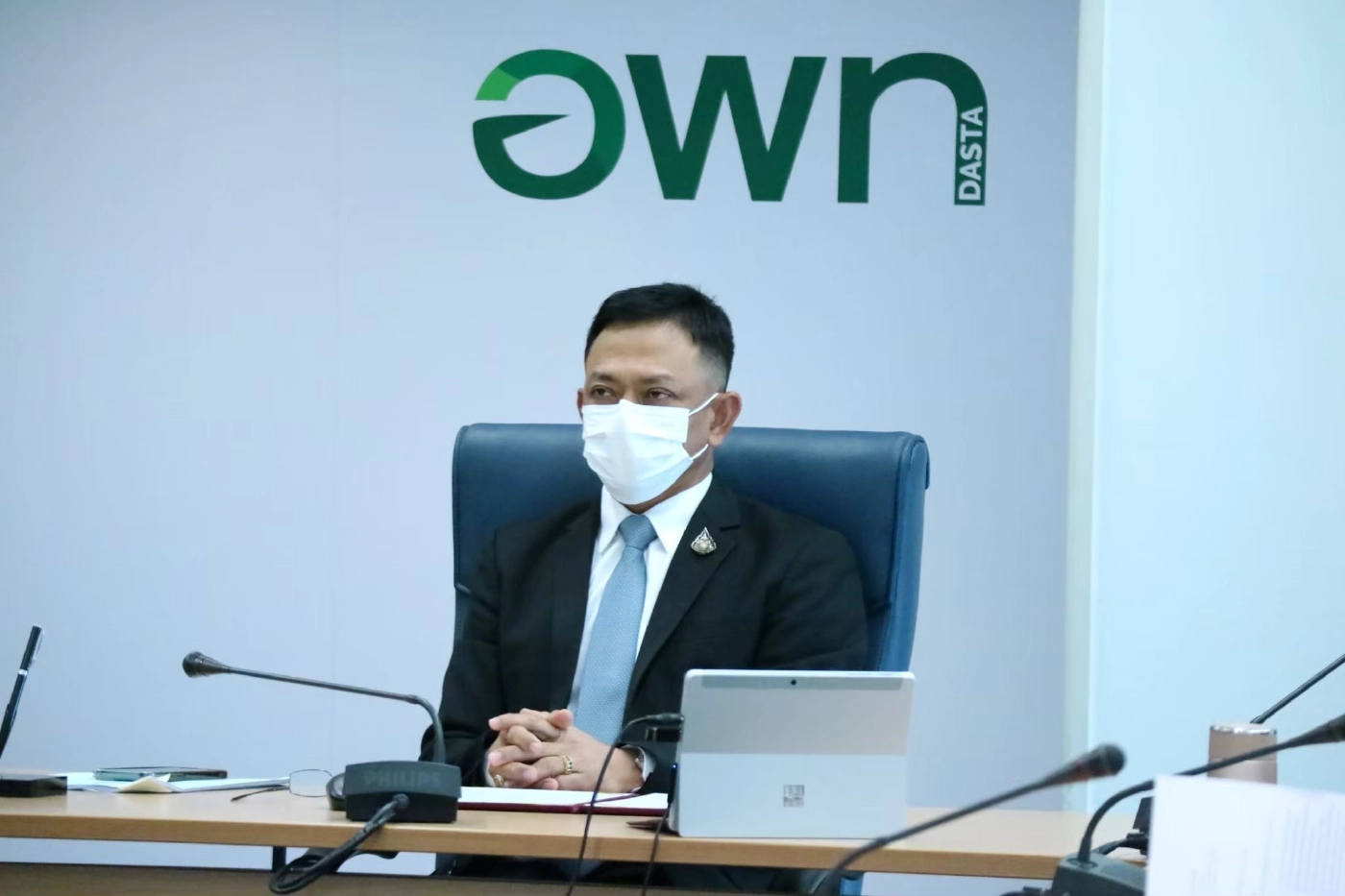 นาวาอากาศเอก อธิคุณ คงมี ผอ.องค์การบริหารการพัฒนาพื้นที่พิเศษเพื่อการท่องเที่ยวอย่างยั่งยืน (องค์การมหาชน)