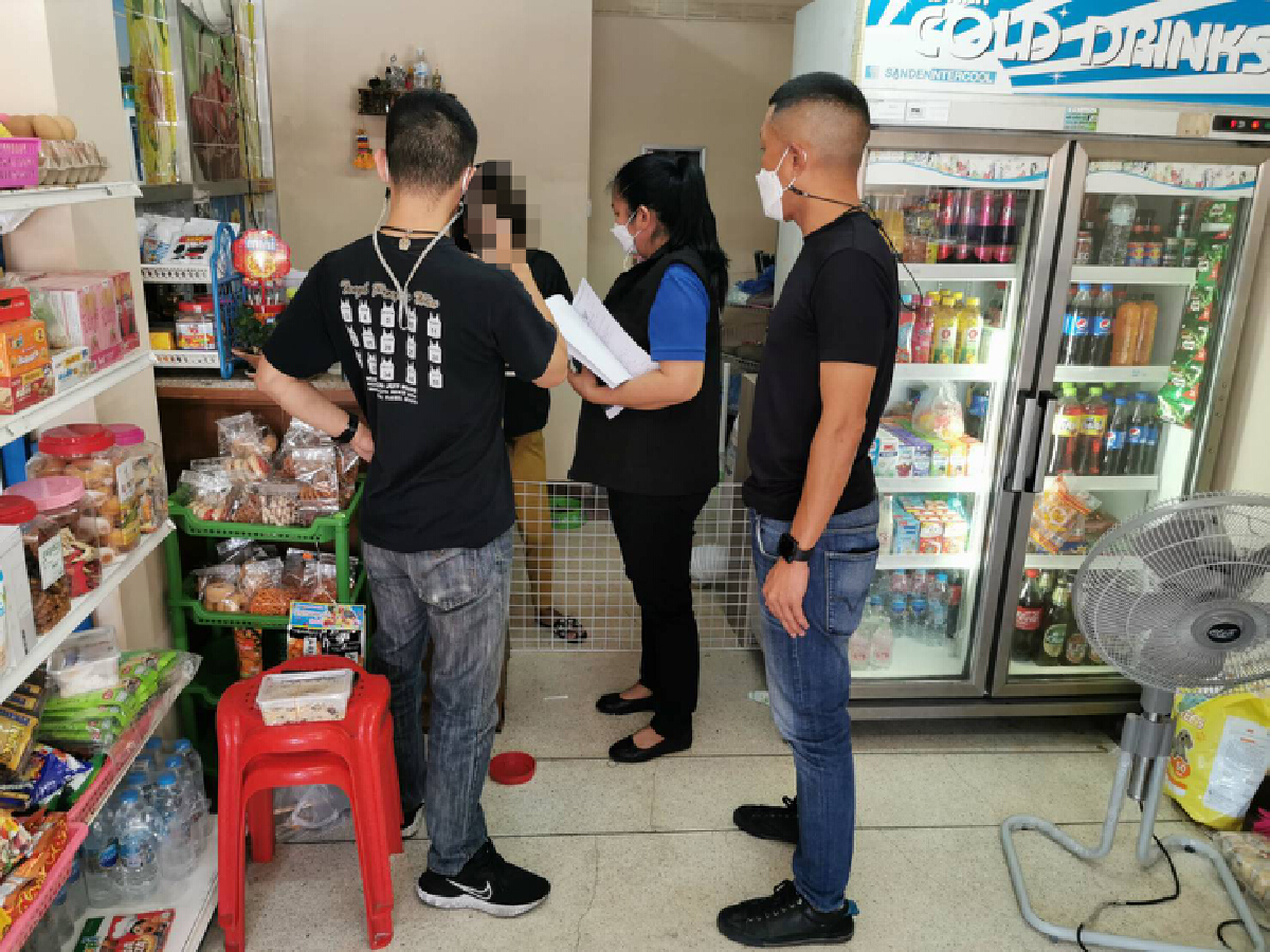 รวบ 2 หนุ่มสาว หลอกขายชุด PPE-เครื่องช่วยหายใจ
