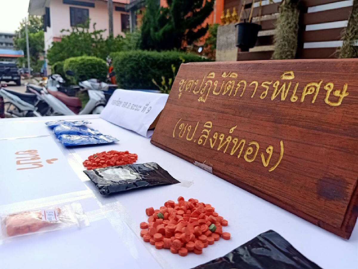 วางแผนตลบหลัง ล่อซื้อรวบได้ยกแก๊งค้ายา