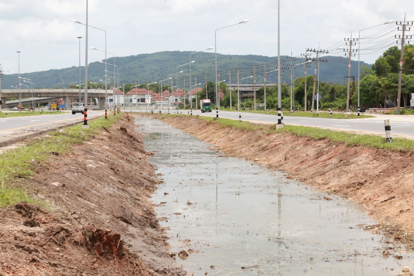 "นิพนธ์"สั่งปรับแผนรับมือน้ำท่วมสงขลาโดยเฉพาะพื้นที่ศก.