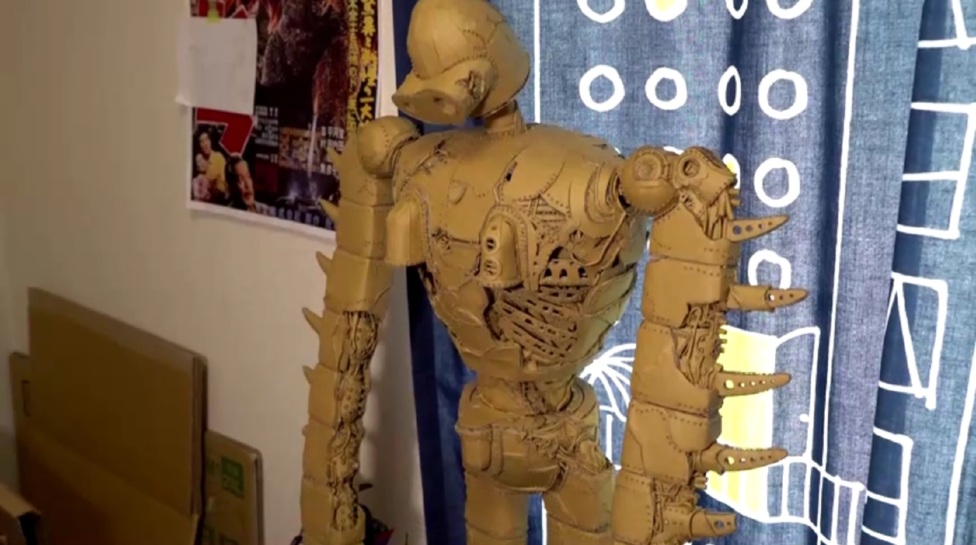 สาวญี่ปุ่นสร้างงานศิลปะจากกล่องกระดาษ