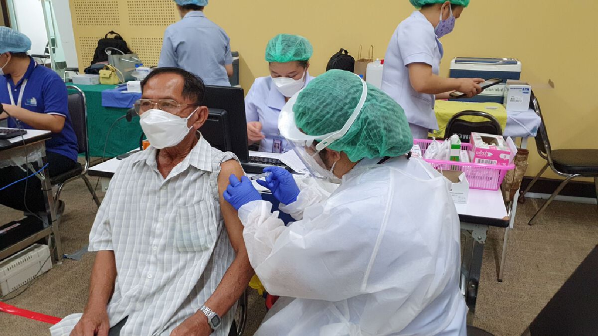 เร่งสำรวจกลุ่มเปราะบางเข้ารับวัคซีนซิโนฟาร์ม