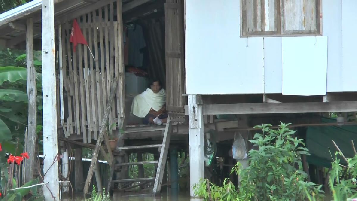 น้ำท่วมโคกหม้อสูงขยายวงกว้าง ชาวบ้านเดือดร้อน 200 หลังคาเรือน