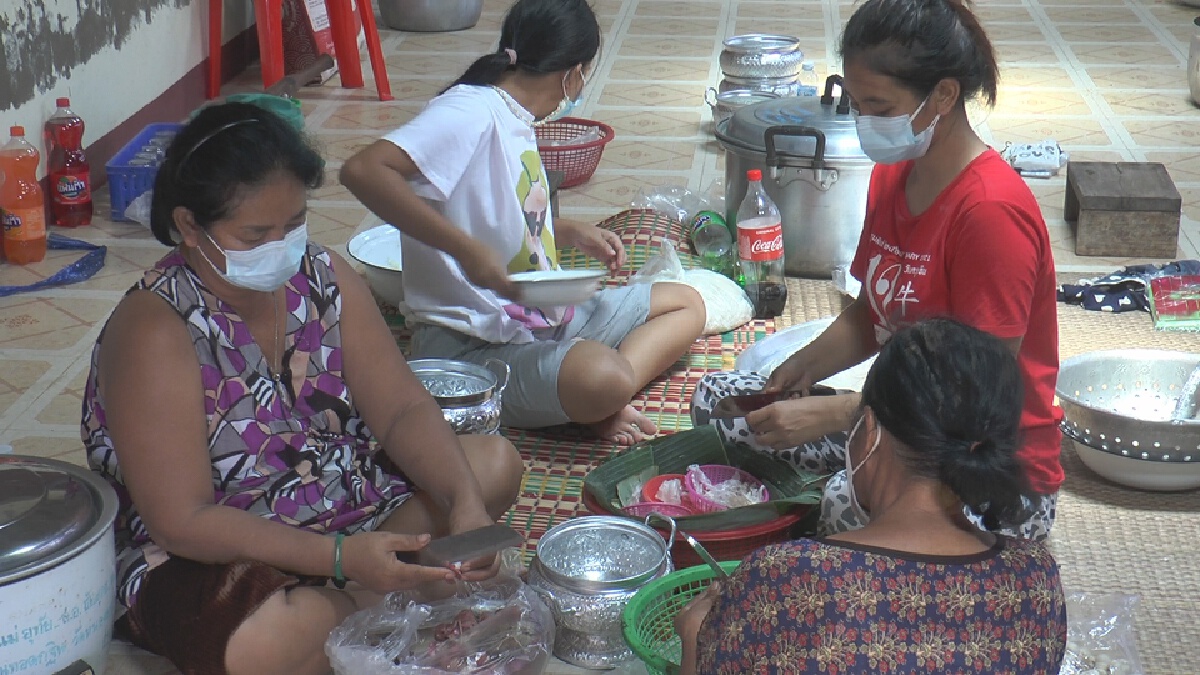 พระโคราชงดออกบิณฑบาตชั่วคราว รับกิจนิมนต์แล้วกลายเป็นผู้สัมผัสเสี่ยง