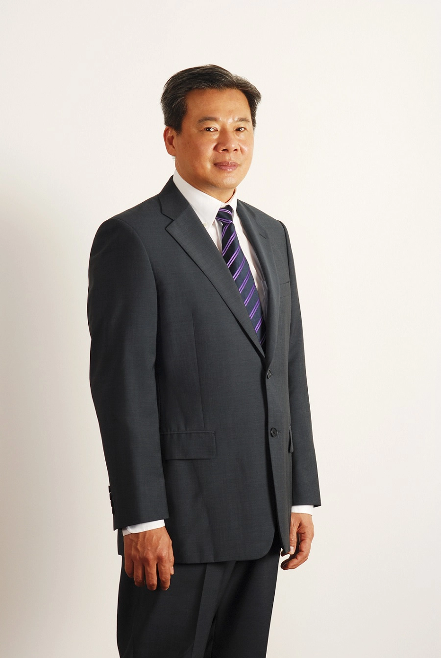 เจริญรัฐ วิไลลักษณ์ ประธานกรรมการบริหาร บริษัทสามารถคอร์ปอเรชั่น จำกัด (มหาชน)