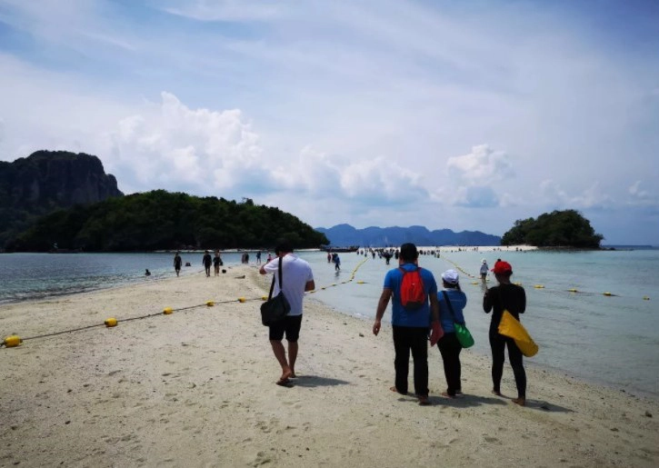 จ่ายเงินเยียวยา “มัคคุเทศก์” ม.33 ม. 39 ม.40