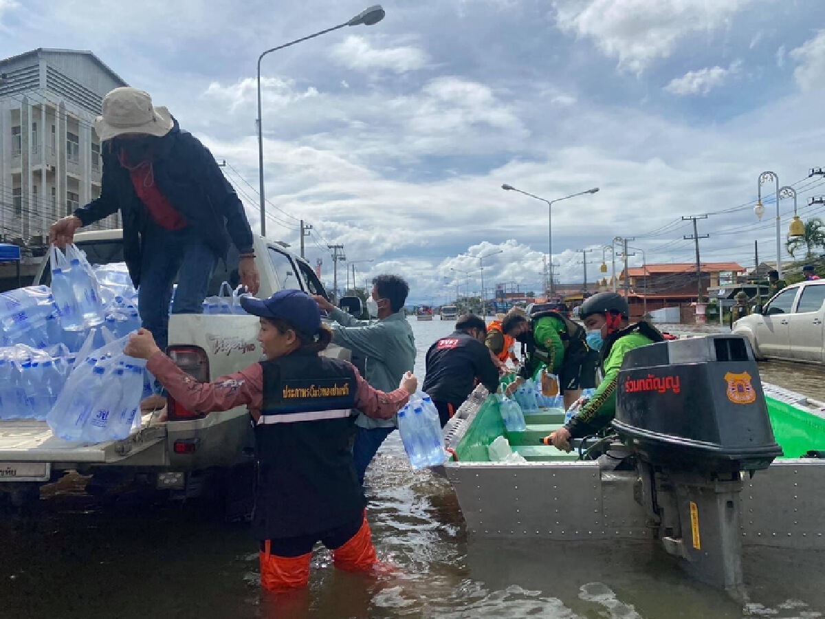 โฆษกเพื่อไทย จวก"ประยุทธ์" พูดไม่เข้าท่าบอกปชช.สวดมนต์ไล่พายุ