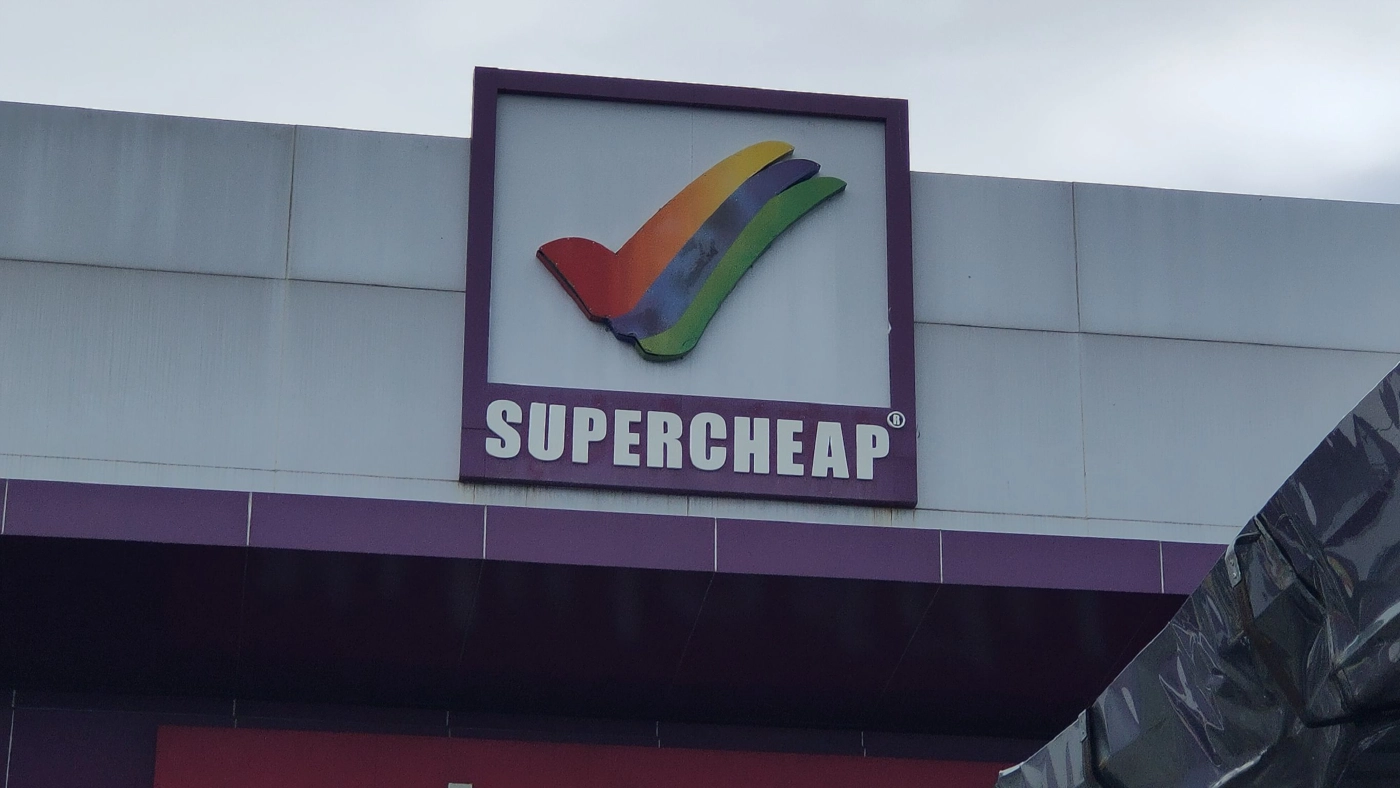 ภูเก็ต มีมติสั่งปิด “ซุปเปอร์ชีป” ห้างท้องถิ่นขนาดใหญ่ เป็นเวลา 7 วัน