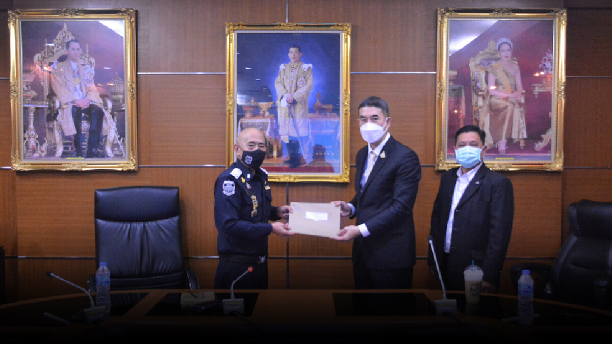 นายอรรถพล เจริญชันษา อธิบดี คพ. เข้ายื่นหนังสือต่อ พ.ต.ท.กรวัชร์ ปานประภากร อธิบดีดีเอสไอ 