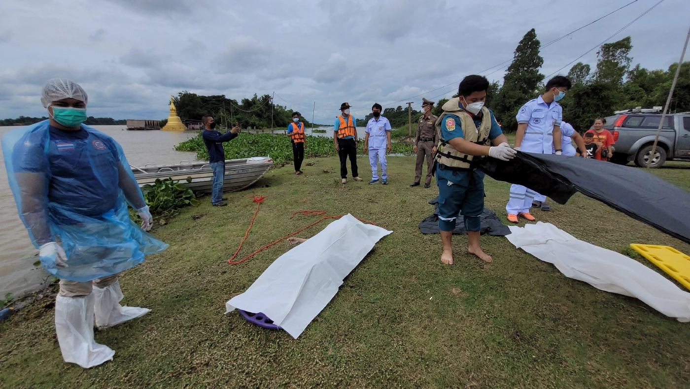 2 สาว กระโดดสะพานแม่น้ำมูลตาย 1 รอด 1เชื่ออาถรรพ์เสื้อแดง