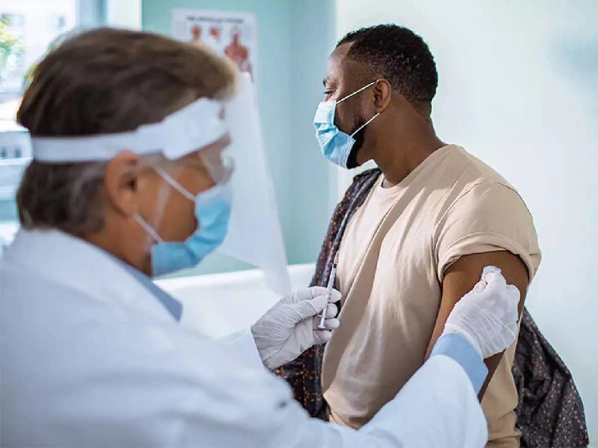 “ไบเดน” เปิดไฟเขียว ชาวต่างชาติที่ฉีดวัคซีนแล้ว เข้าสหรัฐฯ ไม่ต้องกักตัว