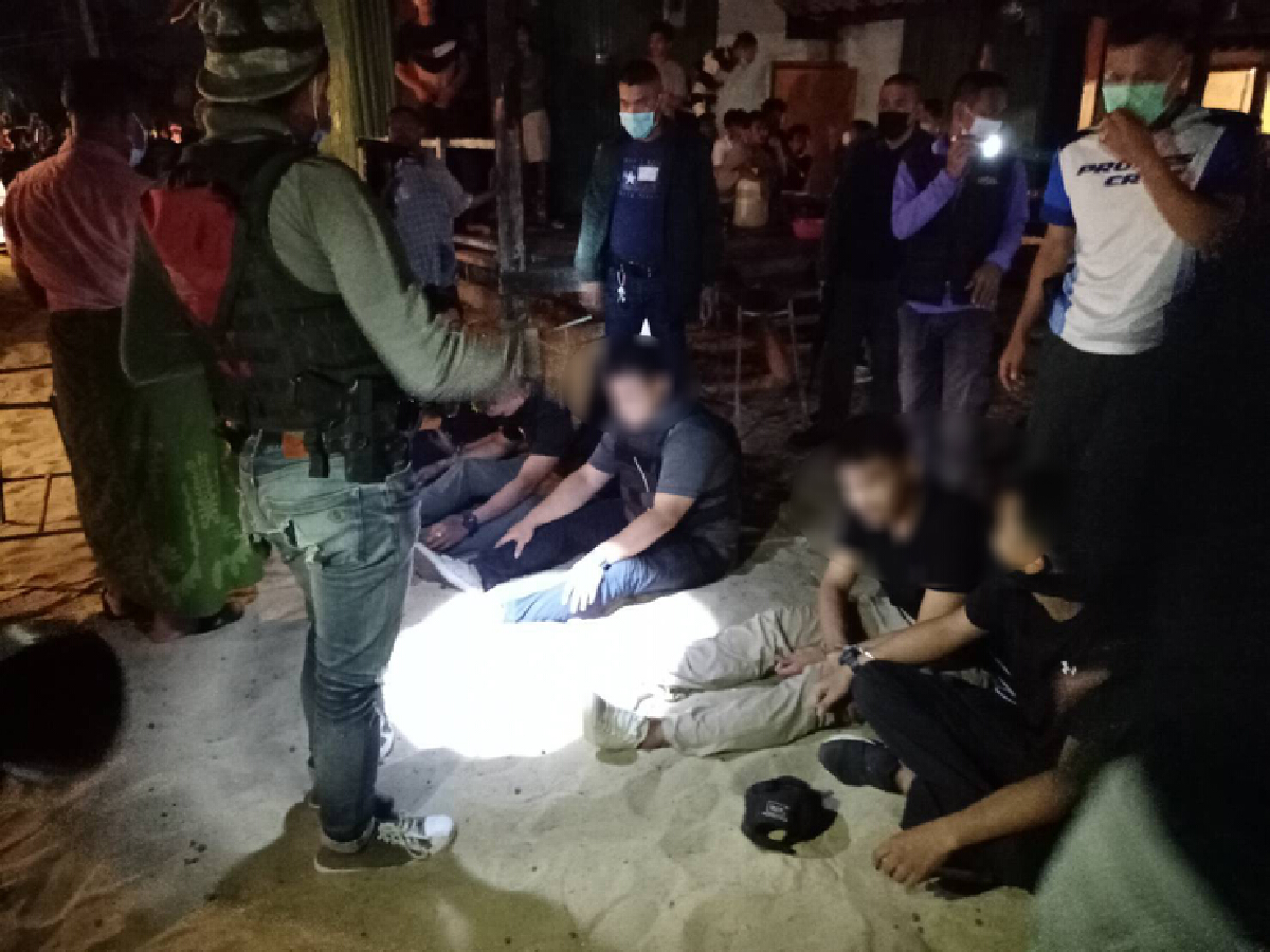 จับ 5 ตำรวจปลอม ตระเวนข่มขู่เหยื่อกรรโชกทรัพย์