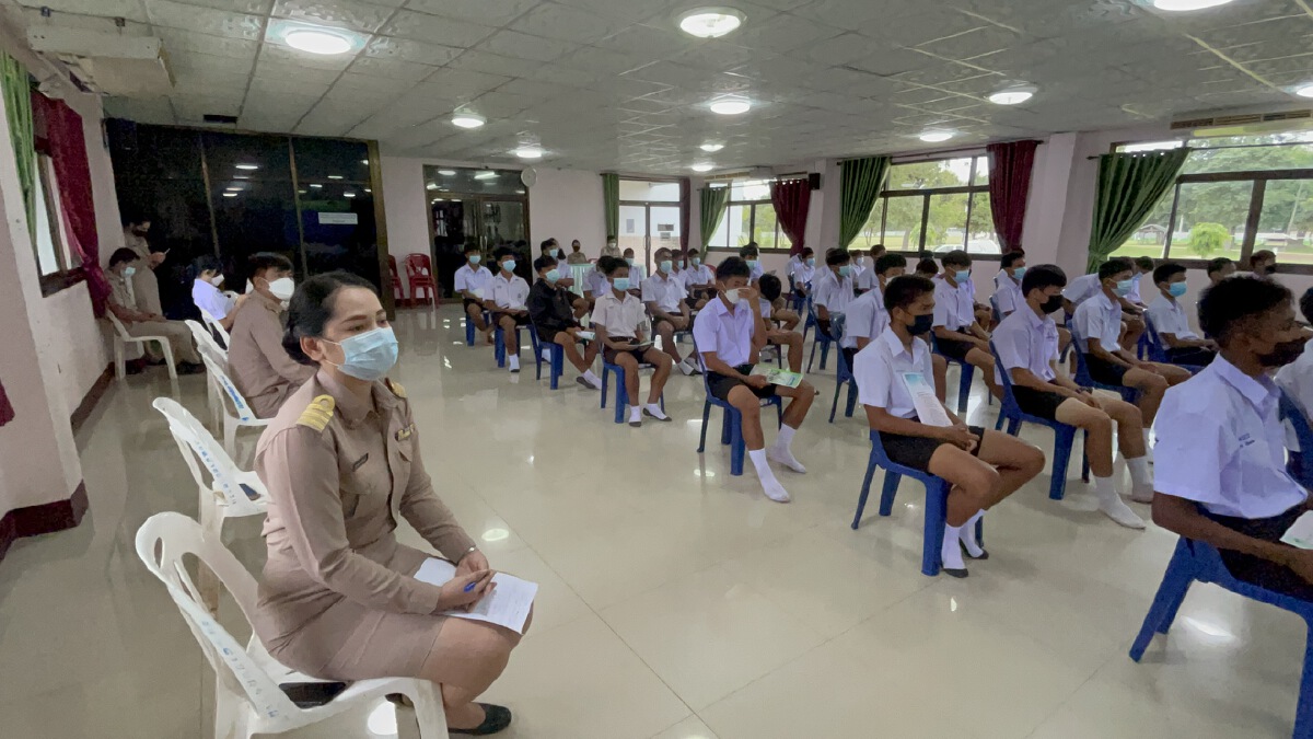โรงเรียนแซนด์บ็อกซ์สกัดโควิดมอบเงินช่วยครอบครัวเด็ก