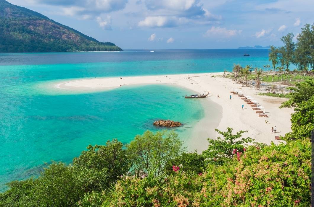 เชิญชวน “เที่ยวทิพย์ อุทยานธรณีโลกสตูล”