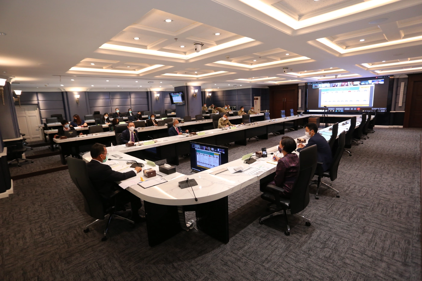 "สมศักดิ์" เร่งราชทัณฑ์ ติดตามวัคซีนผู้ต้องขัง เดือนนี้ 240,000 โดส