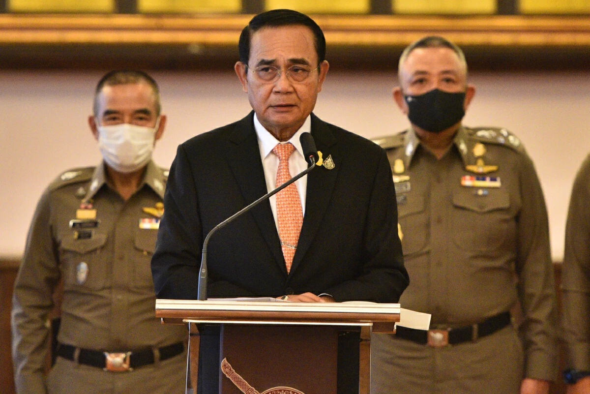 อดีตกกต. วิพากษ์ “บิ๊กตู่” ปลดธรรมนัสด้วยอารมณ์ ระวัง “สึนามิทางการเมือง”