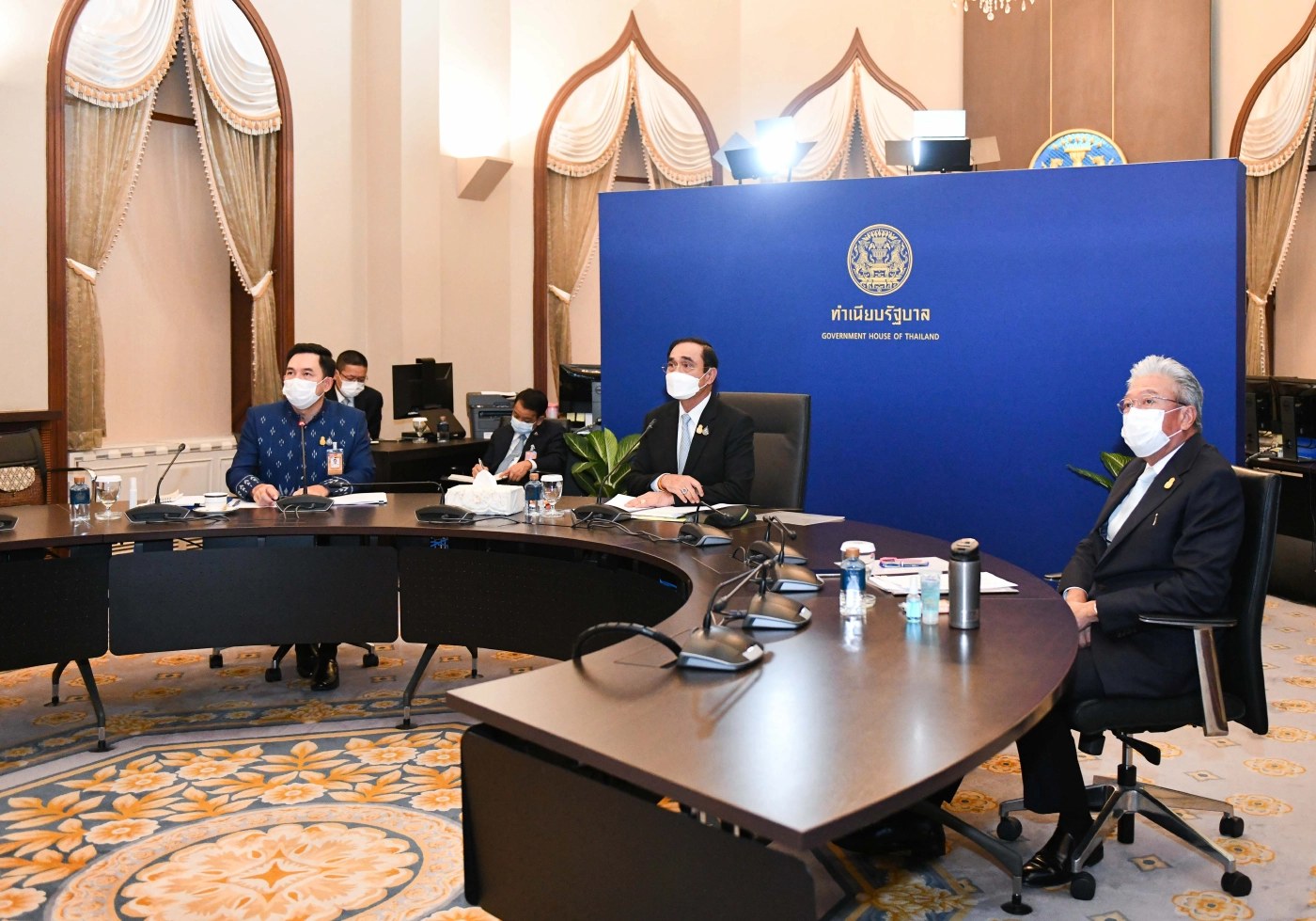 “นายกฯ” มอบ “ศบค.” พิจารณาผ่อนมาตรการถ่ายหนัง-ส่งเสริมวัฒนธรรมท้องถิ่น