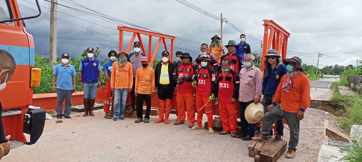 ปภ.โคราช ติดตั้งสะพานเบลี่ย์ เชื่อมเส้นทางด่านขุนทด-บ้านเก่า