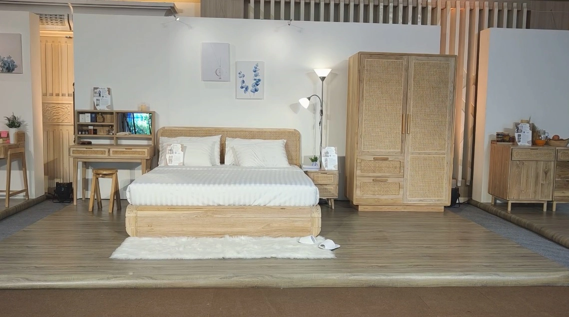 เปิดตลาดผลิตภัณฑ์เฟอร์นิเจอร์ ไม้สักสมหวาย จังหวัดแพร่-น่าน 