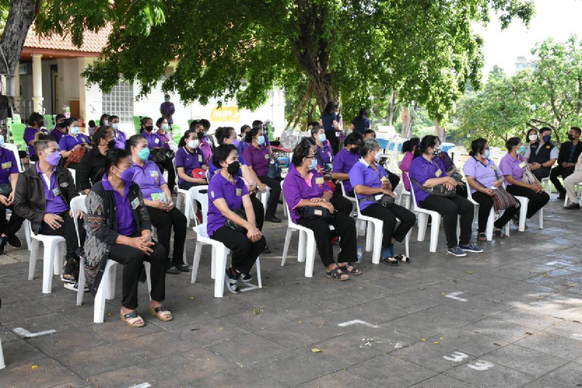 ทน.พิษณุโลกรุกตรวจ ATK หมอนวดก่อนเปิดบริการ