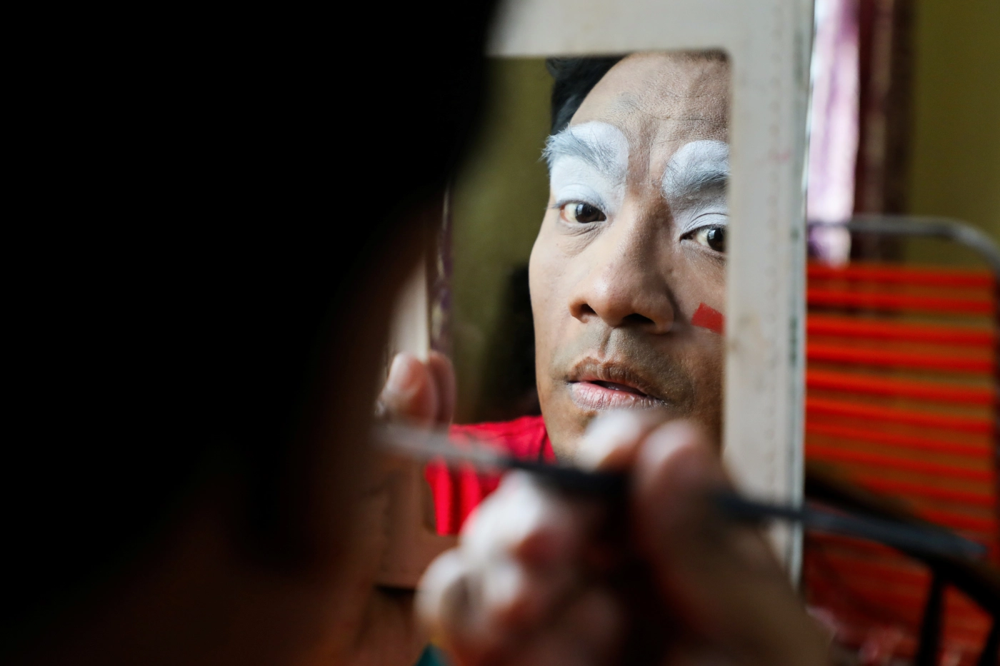 ตัวตลกมาเลเซีย ฆ่าเชื้อโรคแถมเสียงหัวเราะ