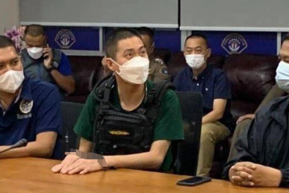 พ.ต.อ.ธิติสรรค์ อุทธนผล หรือ ผู้กำกับโจ้ อดีต ผกก.สภ.เมืองนครสวรรค์ 