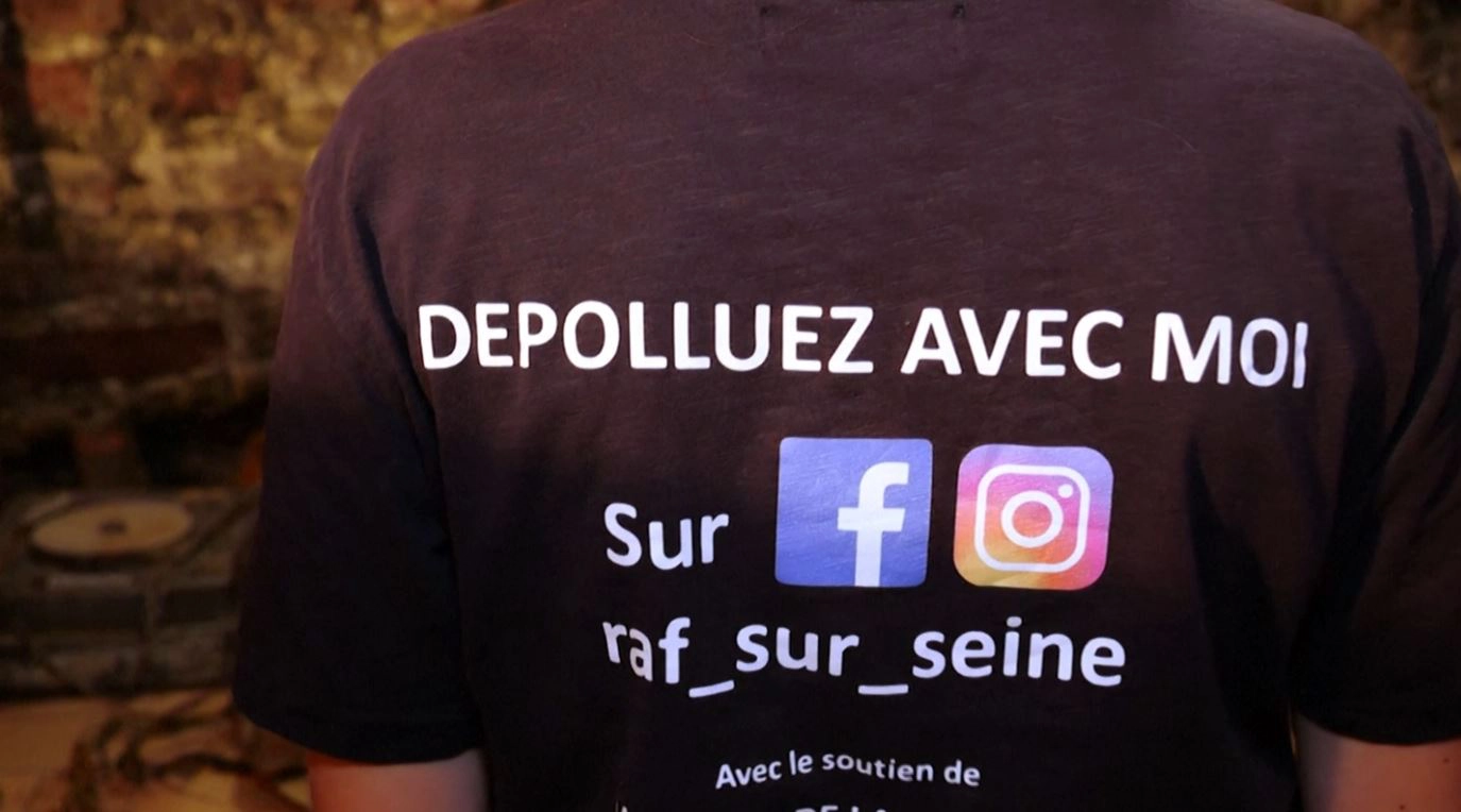 หนุ่มปารีส 11 ขวบทำความสะอาดแม่น้ำด้วยแม่เหล็ก