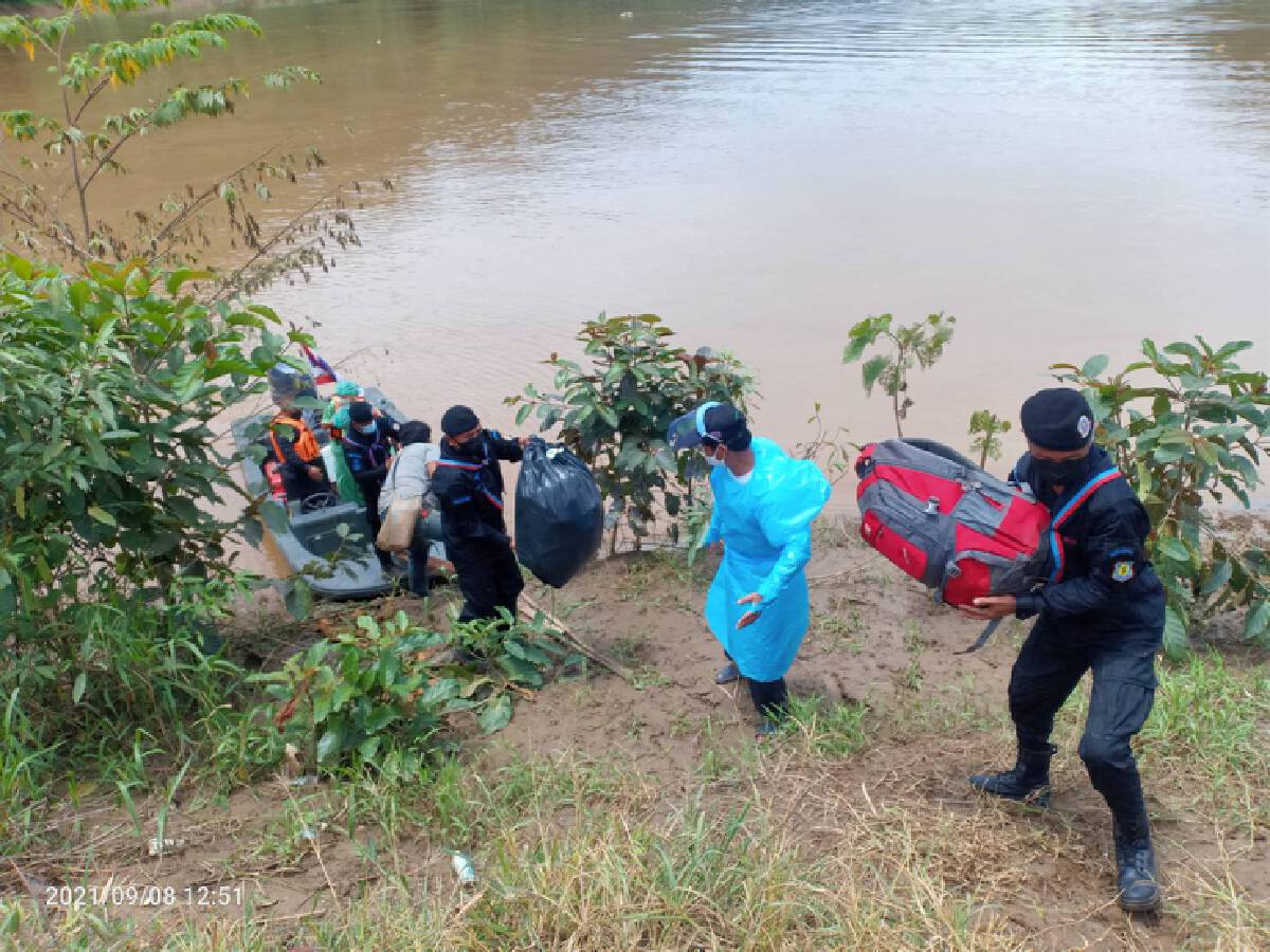 เร่งส่งทีมแพทย์-เวชภัณฑ์ ช่วยชาวบ้านติดโควิดตามชายแดน