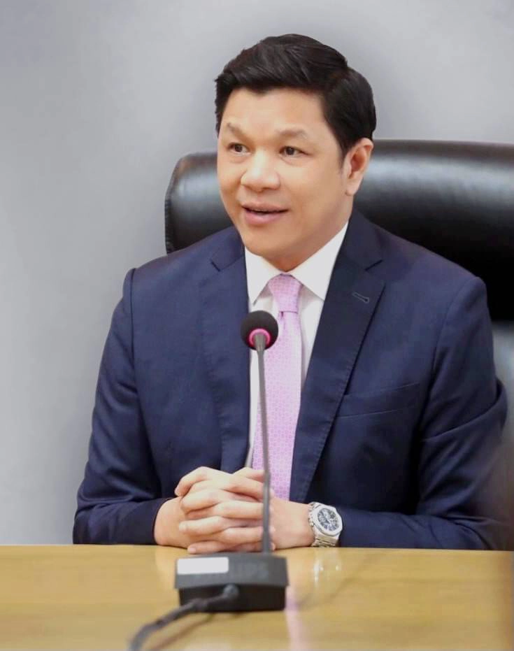 วิทัย รัตนากร ผู้อำนวยการธนาคารออมสิน