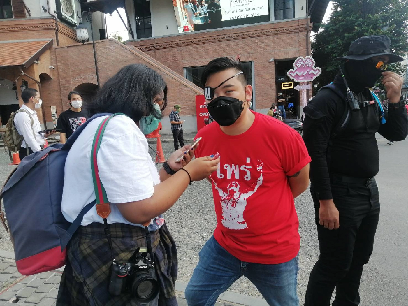 “ไฮโซลูกนัท”บุกนำคาร์ม็อบเชียงใหม่-ขอโทษเสื้อแดง