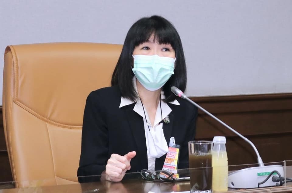 แพทย์หญิงอัมพร เบญจพลพิทักษ์ 