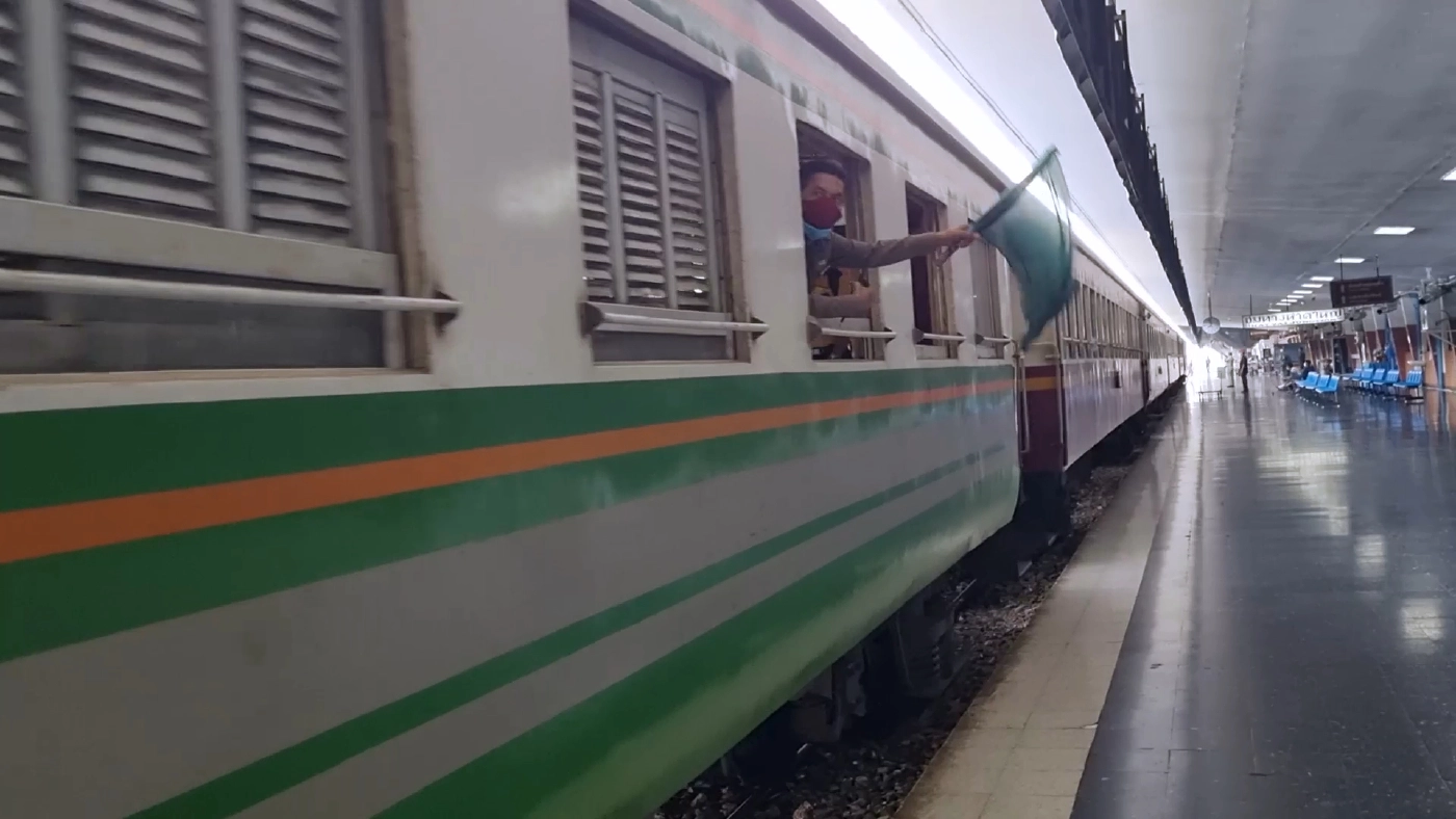 เดินรถไฟท้องถิ่นสายใต้สุดปลายทางสุไหงโก-ลก วันแรก