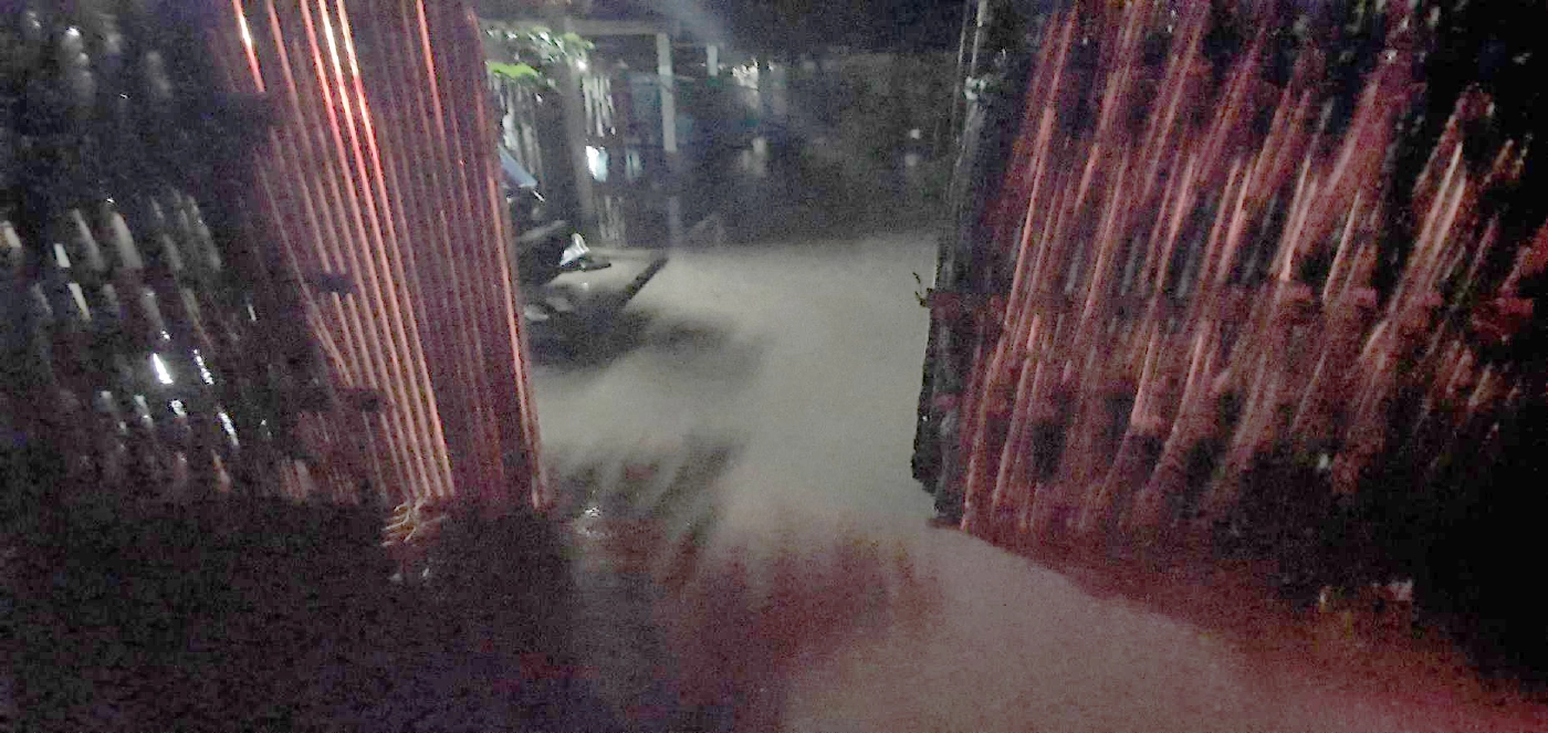 ปภ.ลำปางเร่งสำรวจความเสียหายน้ำท่วม-ต้นไม้หักโค่น