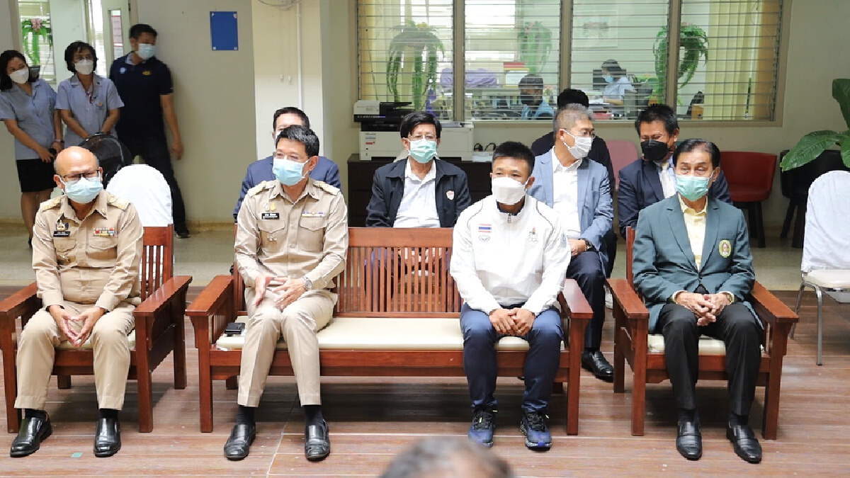 "แต้ว สุดาพร" ฮีโร่เหรียญทองแดงโอลิมปิกมอบเงินให้รพ.