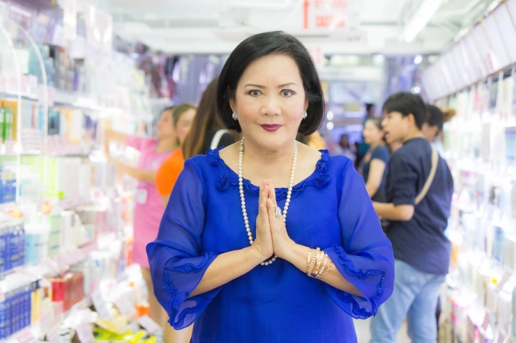 สุดปัง “เจ๊เล้ง” ทำบุญวันเกิดอายุ 75 ปี ตรงกับเลขท้าย 2 ตัว