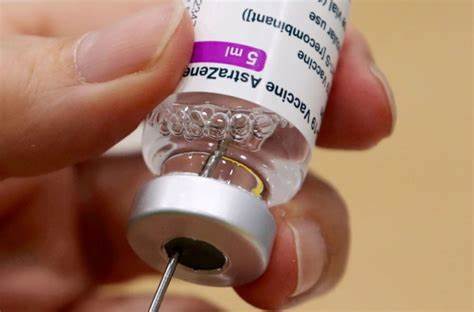ไทยยืมวัคซีนแอสตร้าเซนเนก้า จากสิงคโปร์ 122,400 โดส ส่งมาถึงเสาร์นี้