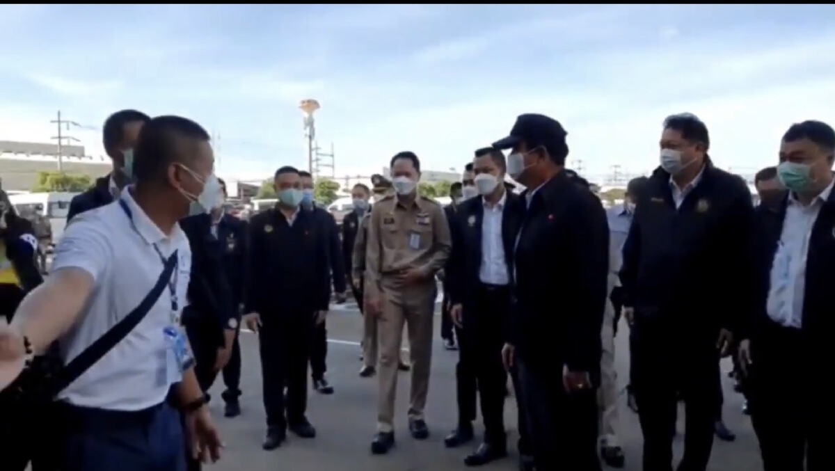 นายกฯ ตรวจเยี่ยมโรงงานตามโครงการ Factory Sandbox จังหวัดชลบุรี