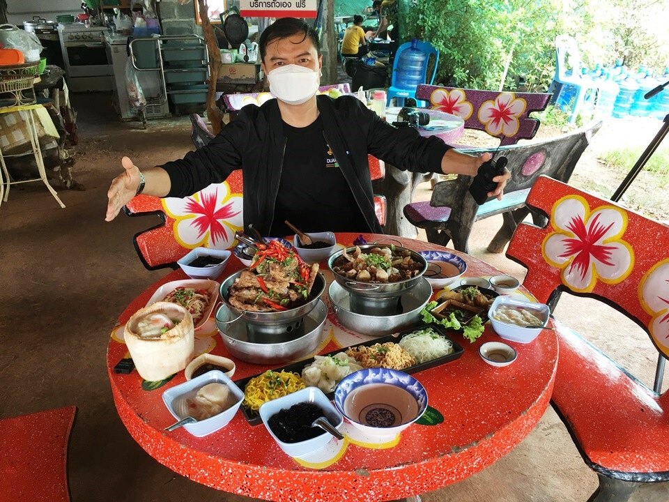 เจอแล้ว !! ก๋วยเตี๋ยวหม้อไฟโคขุนสูตรเด็ด หนึ่งเดียวในนครพนม