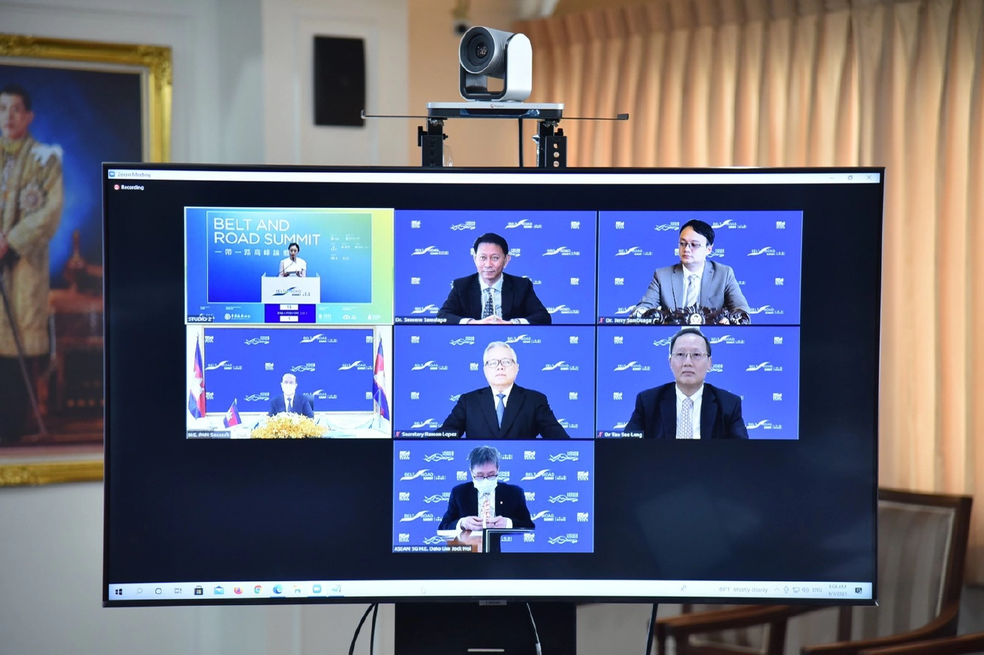 "พาณิชย์" ชูนโยบายเน้นไทยเป็นศูนย์กลาง CLMVT