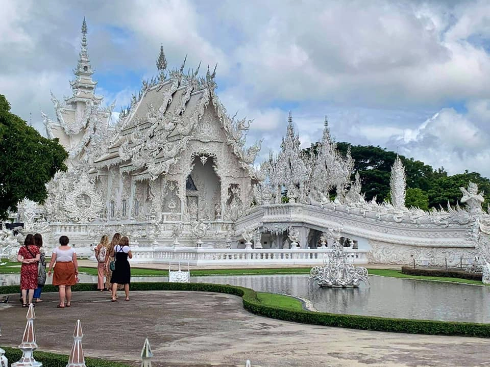 "วัดร่องขุ่น" เปิดบริเวณด้านหน้าให้เข้าชมแล้ว