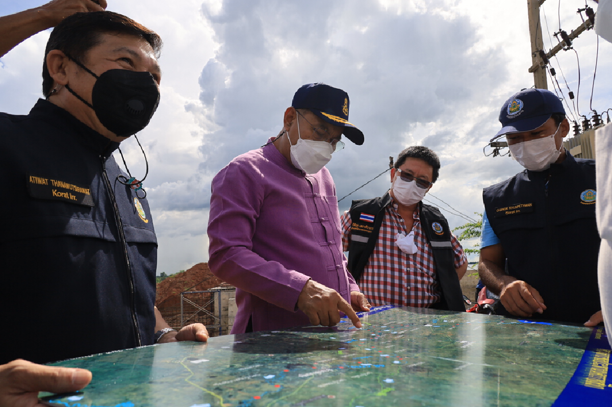 เปิดทางน้ำลำเชียงไกร หลังทะลักท่วมบ้านเรือน