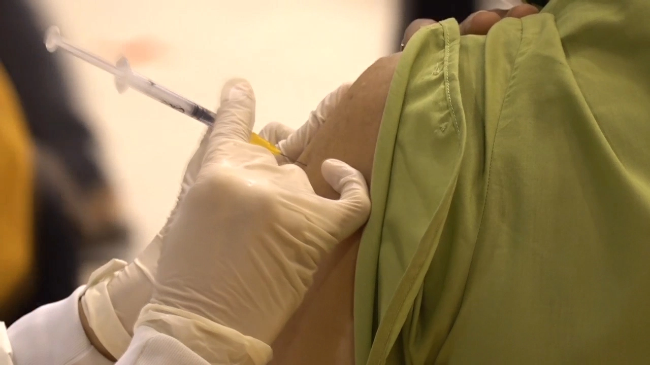 เริ่มบูสเตอร์เข็ม 3 ประชาชนกลุ่ม 608 ภูเก็ต และด่านหน้า