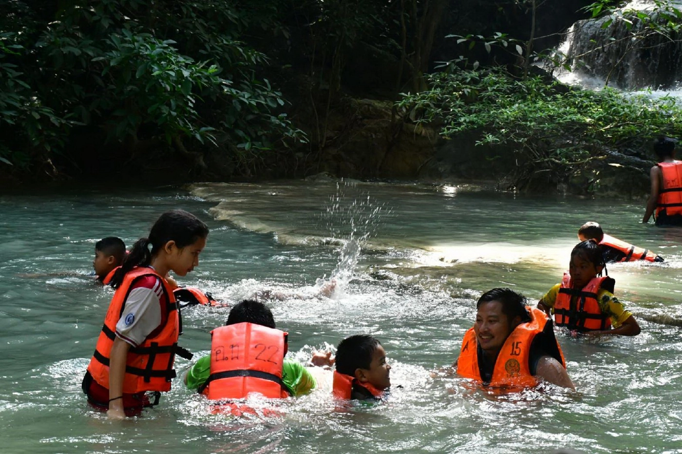 ประกาศดีเดย์เปิดน้ำตกเอราวัณ บริการนักท่องเที่ยวแบบไป-กลับเริ่ม 10 ก.ย. 64