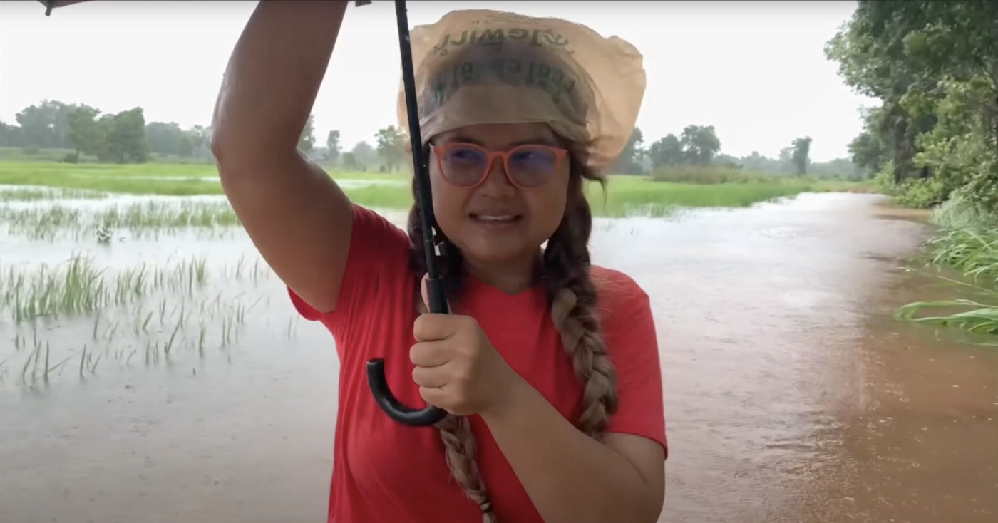 “ตั๊กแตน-สุนารี” โอดเจอผลกระทบพายุ น้ำท่วมบ้าน-ไร่นาเสียหายหนัก