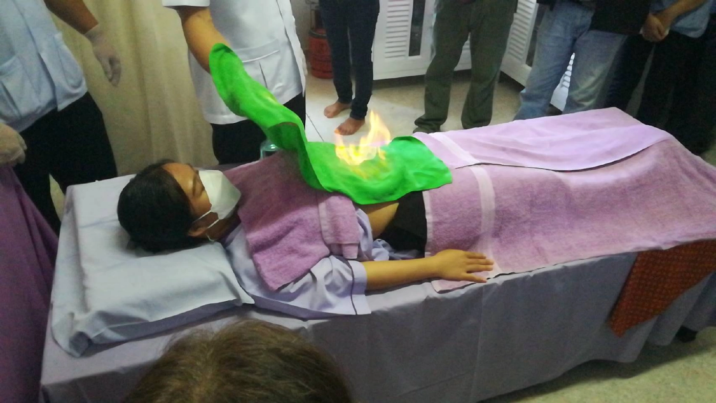 ดันท่องเที่ยวเชิงสุขภาพ-โชว์เผาสมุนไพรหน้าท้อง