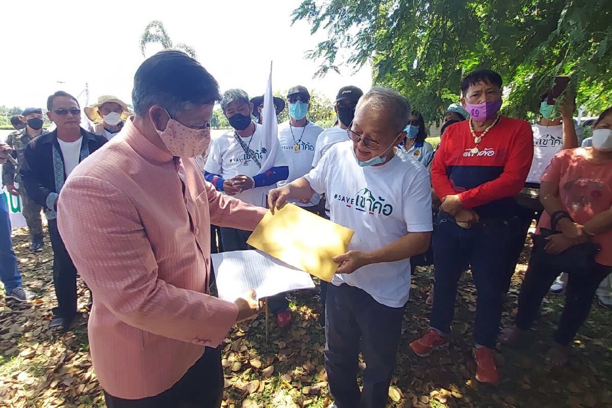 กลุ่มผู้ประกอบการเขาค้อบุกถามจังหวัดผ่อนปรนโรงแรม-รีสอร์ต