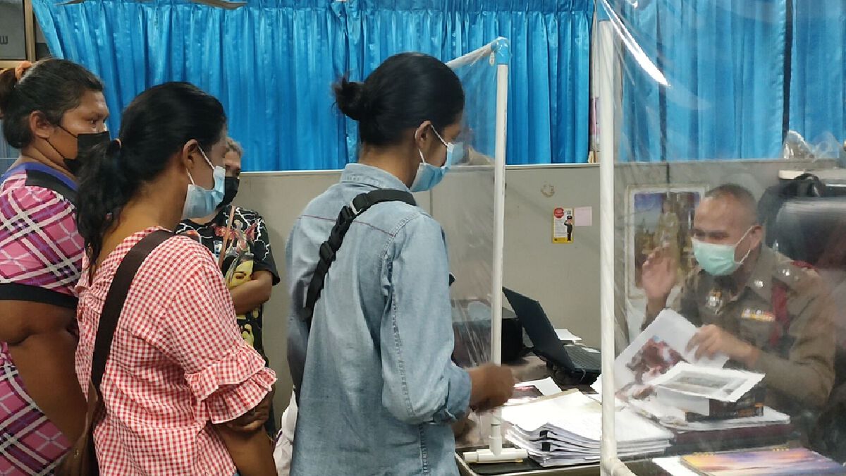 แจ้งจับ2 สาวสุดแสบหลอกกู้เงินรายวันแถมเอาบัตร ปชช.สวมรอยกู้ซ้ำชิ่งหนี